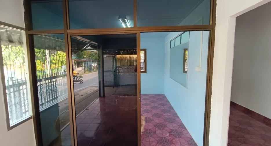 For rent 4 bedrooms house in Mueang Khon Kaen, Khon Kaen