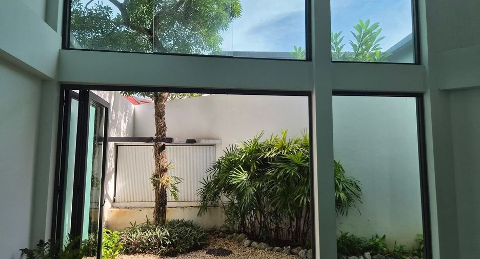 Villa en alquiler de 3 habitaciones en Mueang Phuket, Phuket