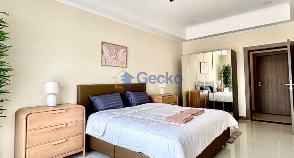 For sale 5 bedrooms house in Bang Lamung, Chonburi