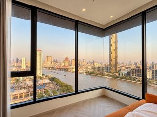 Condo en alquiler de 3 habitaciones en Khlong San, Bangkok
