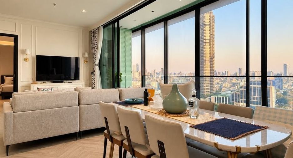 Condo en alquiler de 3 habitaciones en Khlong San, Bangkok