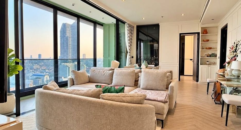 Condo en alquiler de 3 habitaciones en Khlong San, Bangkok