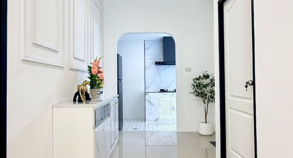 Haus zum Kauf mit 3 Zimmer in Bang Lamung, Chonburi