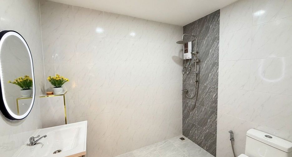 Haus zum Kauf mit 3 Zimmer in Bang Lamung, Chonburi