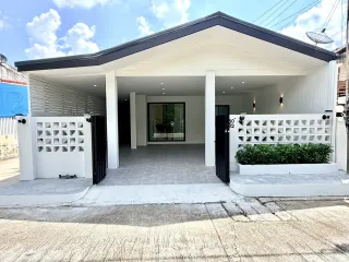 Casa en venta de 3 habitaciones en Bang Lamung, Chonburi