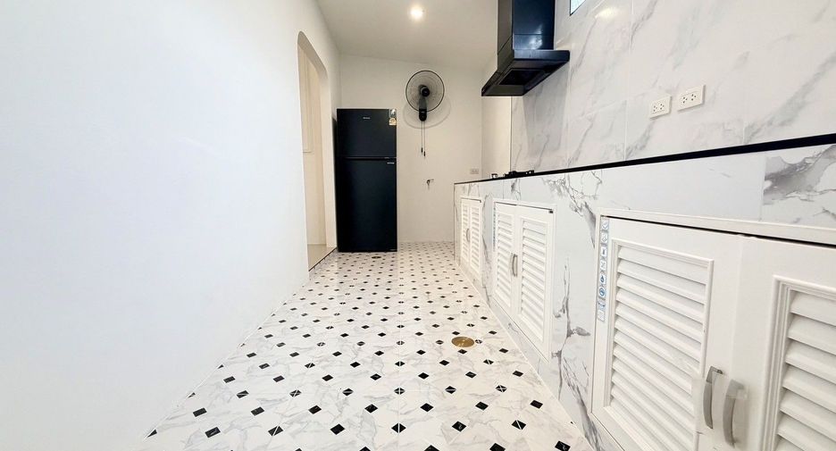 Haus zum Kauf mit 3 Zimmer in Bang Lamung, Chonburi