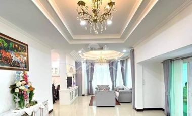 Casa en venta y en alquiler de 3 habitaciones en Bang Lamung, Chonburi
