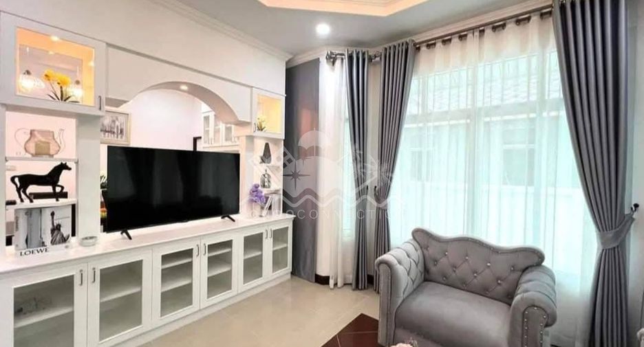 Casa en venta y en alquiler de 3 habitaciones en Bang Lamung, Chonburi