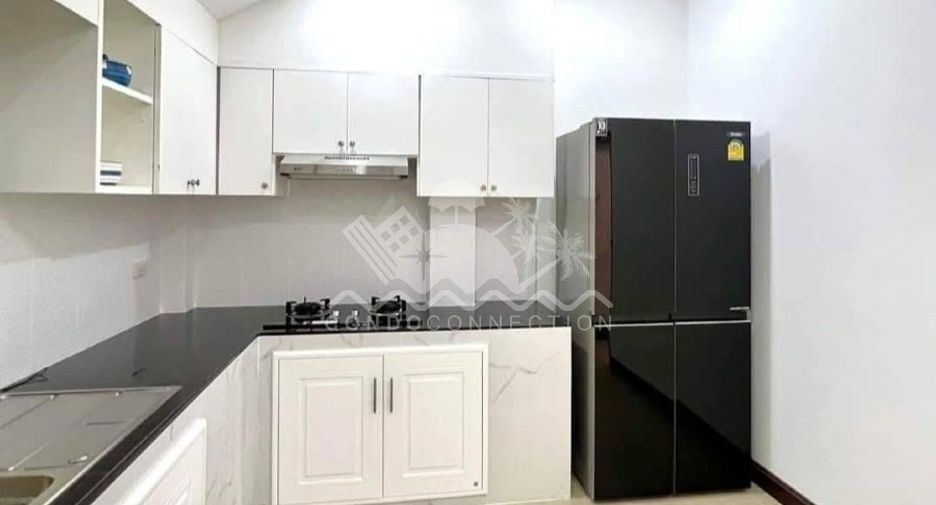 Casa en venta y en alquiler de 3 habitaciones en Bang Lamung, Chonburi