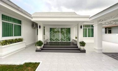 Casa en venta y en alquiler de 3 habitaciones en Bang Lamung, Chonburi