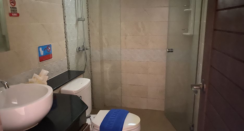 Villa en alquiler de 3 habitaciones en Mueang Phuket, Phuket