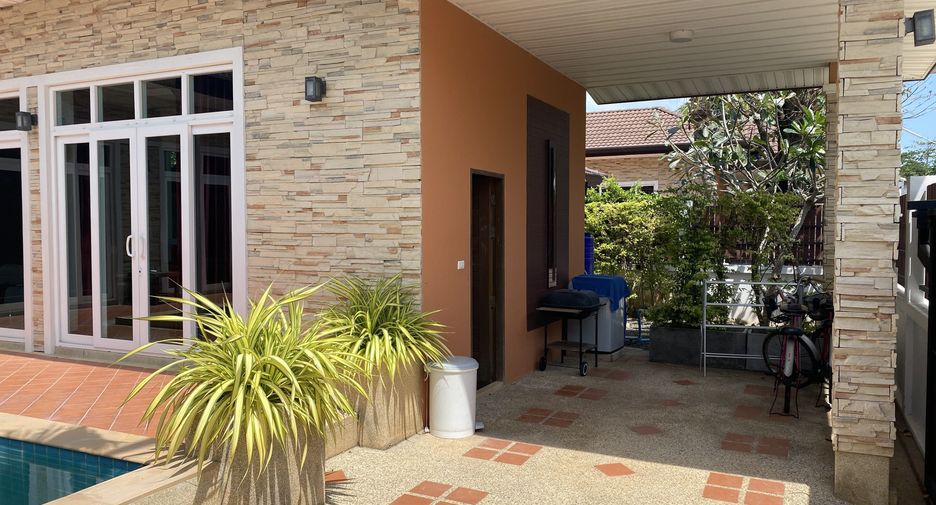 Villa en alquiler de 3 habitaciones en Mueang Phuket, Phuket