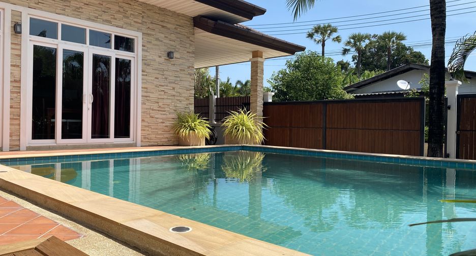 Villa en alquiler de 3 habitaciones en Mueang Phuket, Phuket