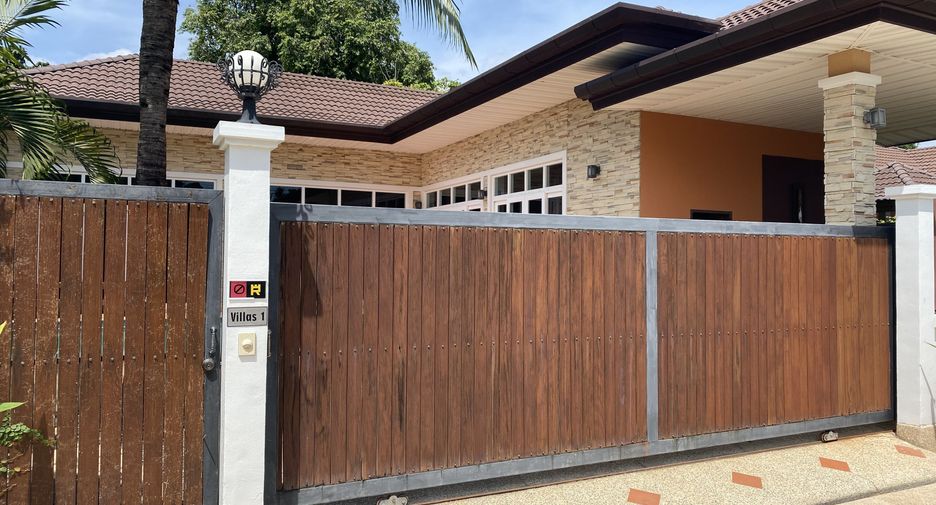 Villa en alquiler de 3 habitaciones en Mueang Phuket, Phuket