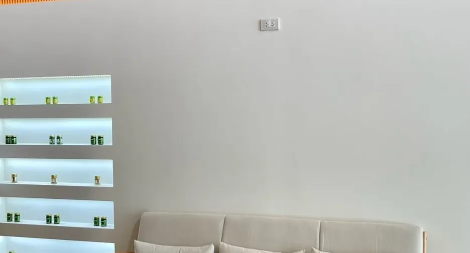 For sale 2 bedrooms retail Space in Mueang Phuket, Phuket