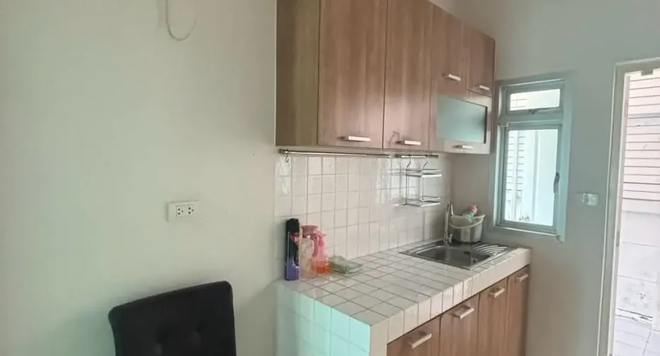 出售 3 卧室 联排别墅 在 Mueang Samut Prakan, Samut Prakan