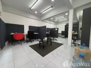 Аренда 1 кровать офис в Кхлонг Тоеи, Бангкок