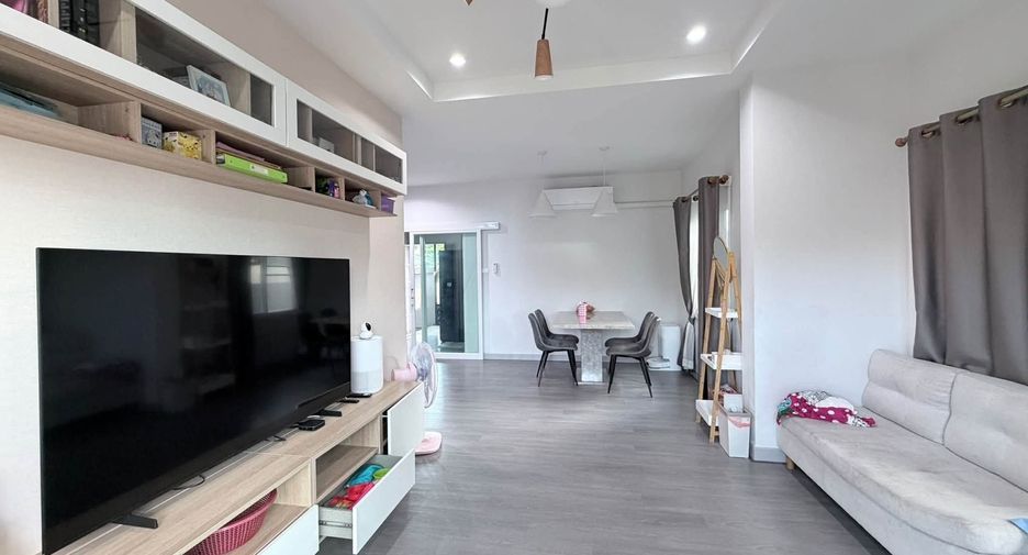 出租 4 卧室 独立屋 在 San Sai, Chiang Mai