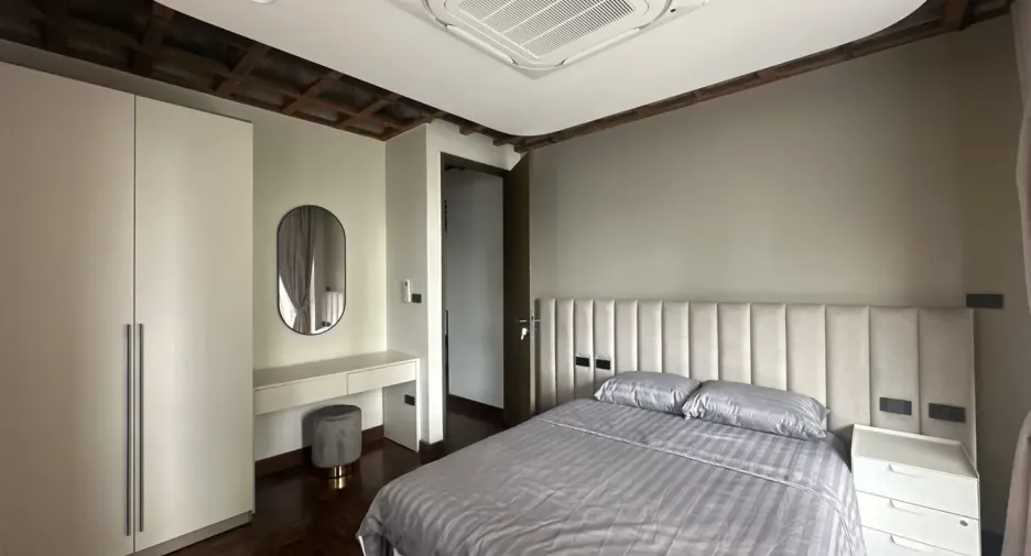 Gewerbefläche zur Miete mit 3 Zimmer in Watthana, Bangkok