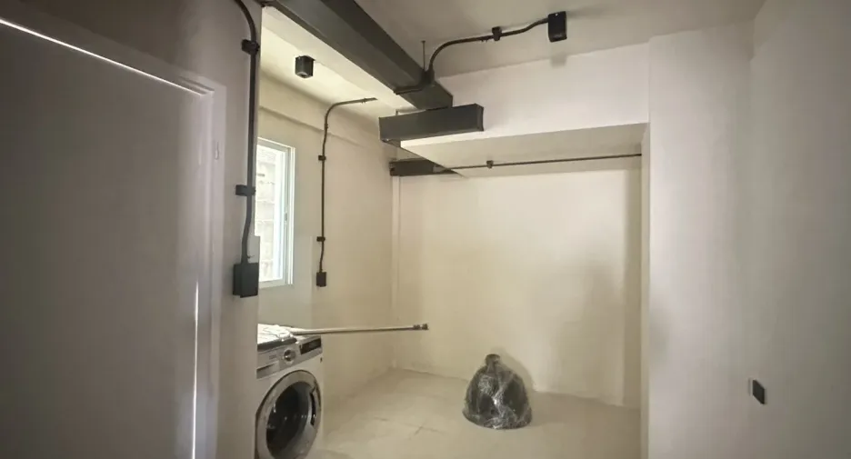 Gewerbefläche zur Miete mit 3 Zimmer in Watthana, Bangkok