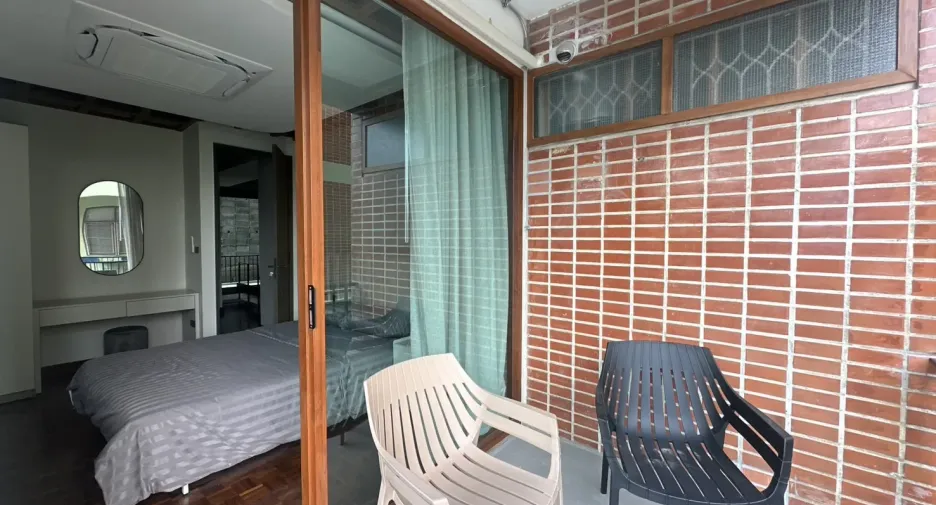 Gewerbefläche zur Miete mit 3 Zimmer in Watthana, Bangkok