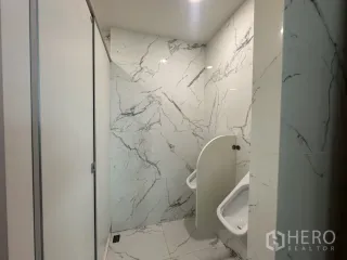 Аренда офис в Дин Даенг, Бангкок