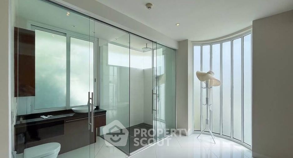 Продажа 2 спальни кондо в Na Jomtien, Паттайя