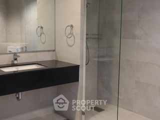Condo en alquiler de 3 habitaciones en Khlong Toei, Bangkok