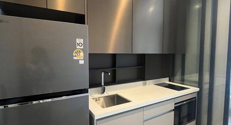 For rent 1 bed condo in Ratchathewi, Bangkok
