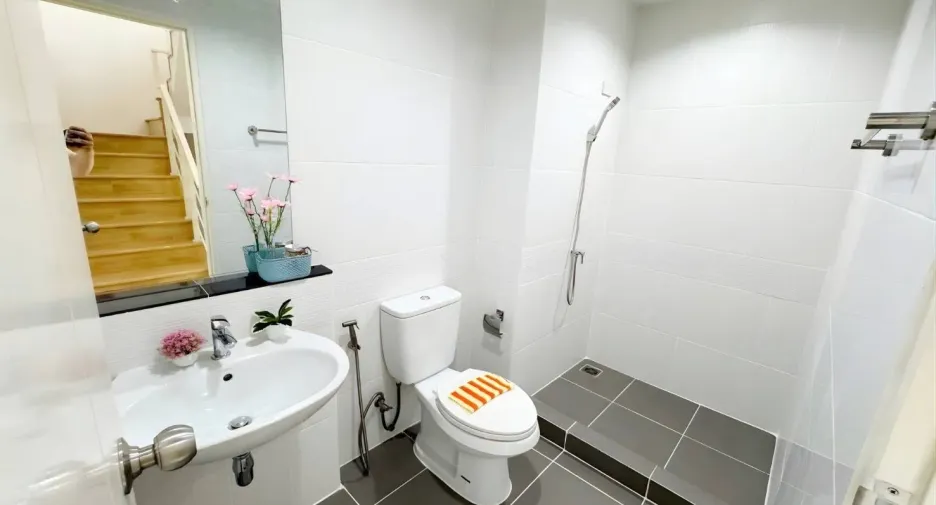 Reihenhaus zum Kauf mit 3 Zimmer in Bang Khen, Bangkok