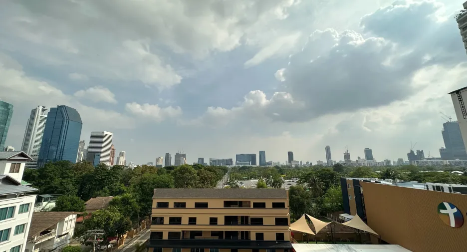 For sale 2 bedrooms condo in Khlong Toei, Bangkok
