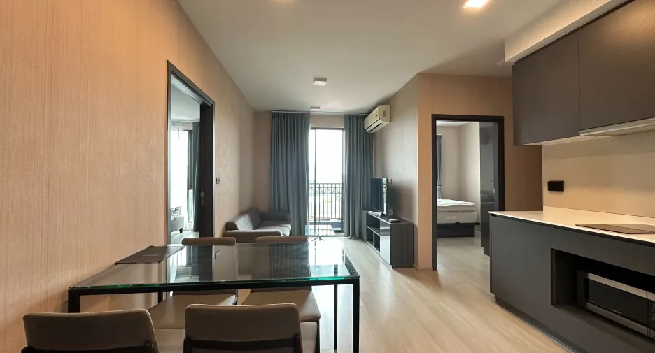For sale 2 bedrooms condo in Khlong Toei, Bangkok
