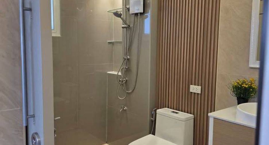 Продажа 2 спальни кондо в Пхая Тхаи, Бангкок