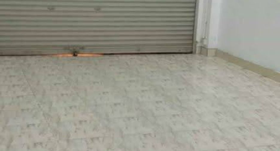 Продажа 3 спальни таунхаус в Si Racha, Чонбури