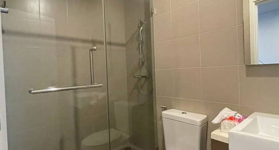 Продажа 1 кровать кондо в Кхлонг Сан, Бангкок