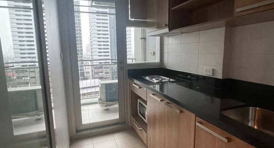 Продажа 1 кровать кондо в Кхлонг Сан, Бангкок