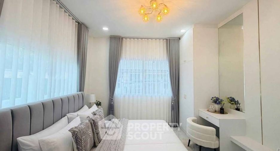Продажа 2 спальни дом в Саттахип, Паттайя
