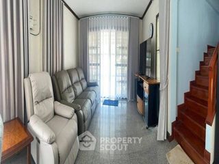 Аренда и продажа 3 спальни дом в Si Racha, Чонбури