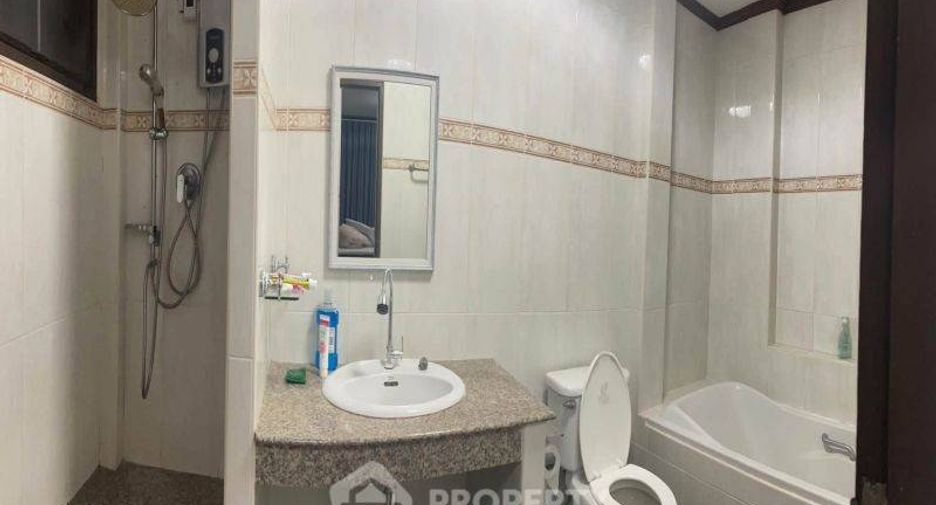Аренда и продажа 3 спальни дом в Si Racha, Чонбури