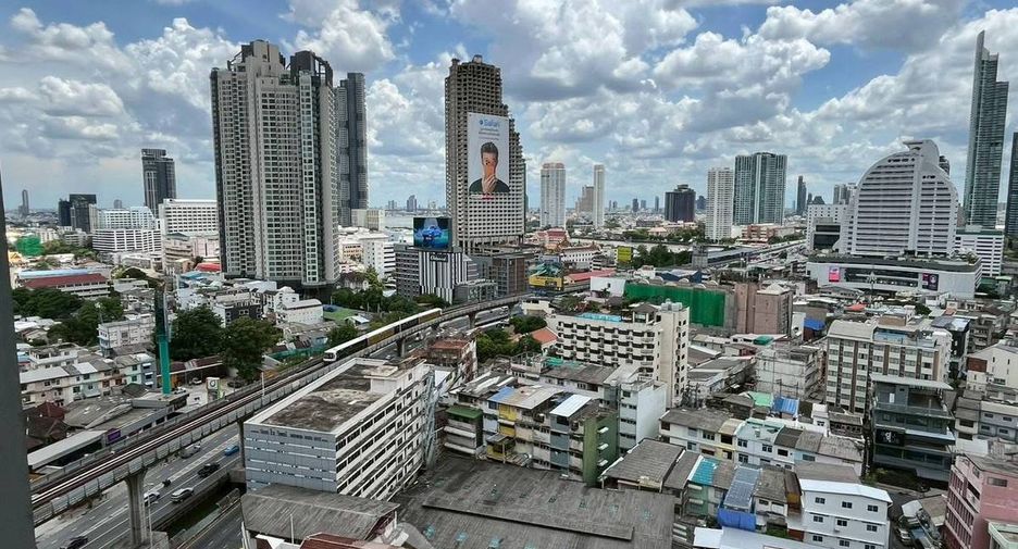 For rent and for sale 1 bed condo in Sathon, Bangkok