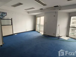 Продажа 2 спальни кондо в Банг Пхлат, Бангкок