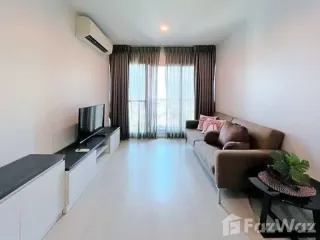 Condo en alquiler y en venta de 2 habitaciones en Huai Khwang, Bangkok