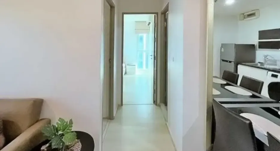 Wohnung zum Kauf und zur Miete mit 2 Zimmer in Huai Khwang, Bangkok