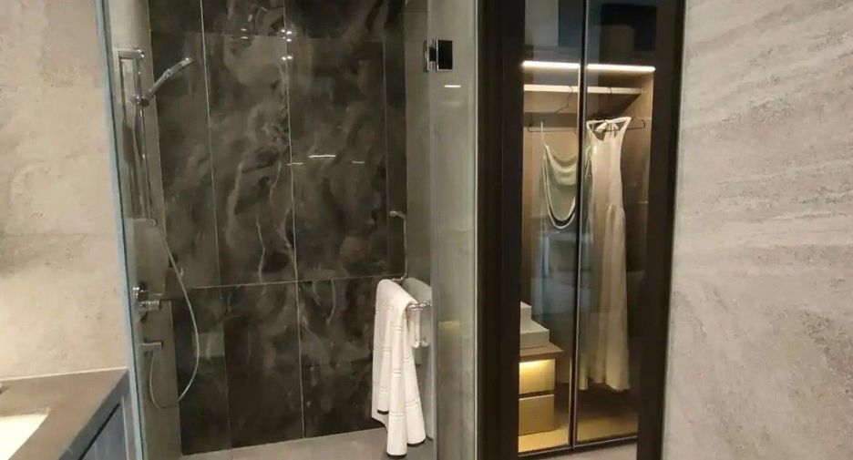 For sale 1 bed condo in Pathum Wan, Bangkok