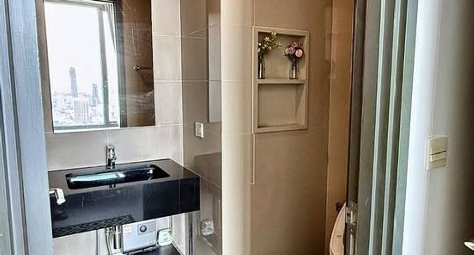 Wohnung zur Miete mit 1 Zimmer in Khlong Toei, Bangkok