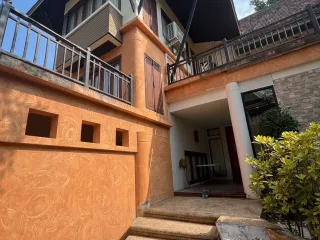 Villa zur Miete und zum Kauf mit 5 Zimmer in Bang Lamung, Chonburi