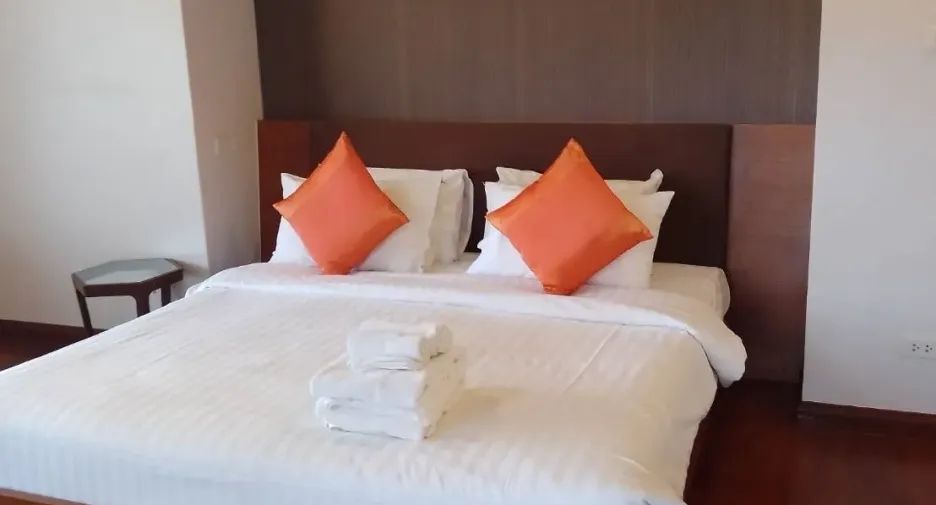 出售 和 出租 5 卧室 别墅 在 Jomtien, 芭提雅