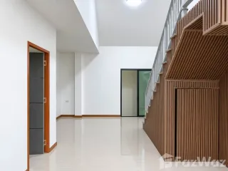 Haus zum Kauf mit 3 Zimmer in Mueang Chiang Mai, Chiang Mai