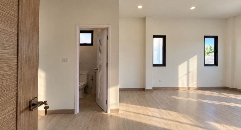 Продажа 4 спальни дом в Ханг Донг, Чианг Маи