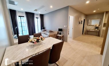 Wohnung zur Miete mit 2 Zimmer in Pathum Wan, Bangkok